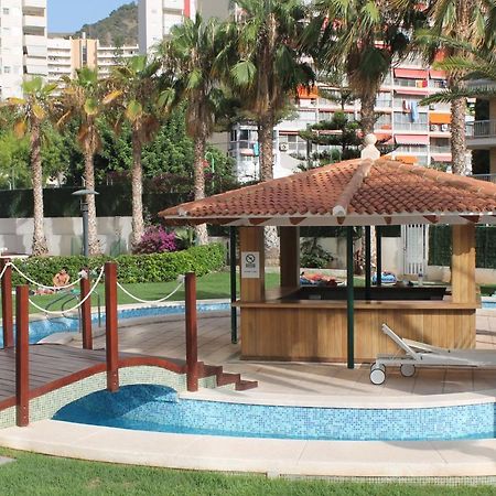 Capri-Turis Luxe Apartamentos Бенидорм Екстериор снимка