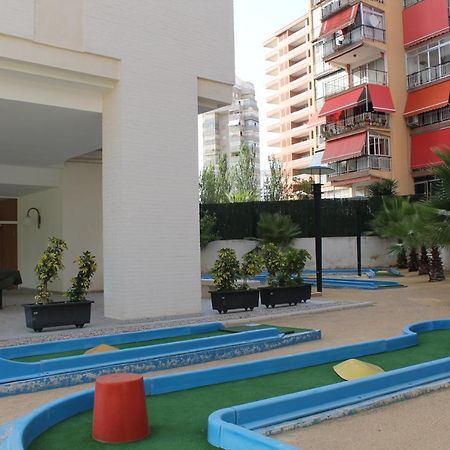 Capri-Turis Luxe Apartamentos Бенидорм Екстериор снимка