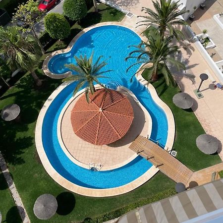 Capri-Turis Luxe Apartamentos Бенидорм Екстериор снимка