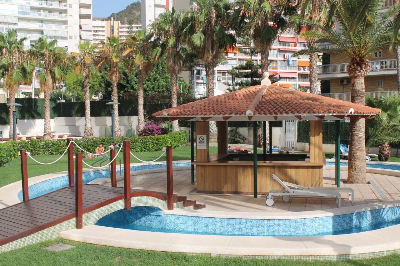 Capri-Turis Luxe Apartamentos Бенидорм Екстериор снимка