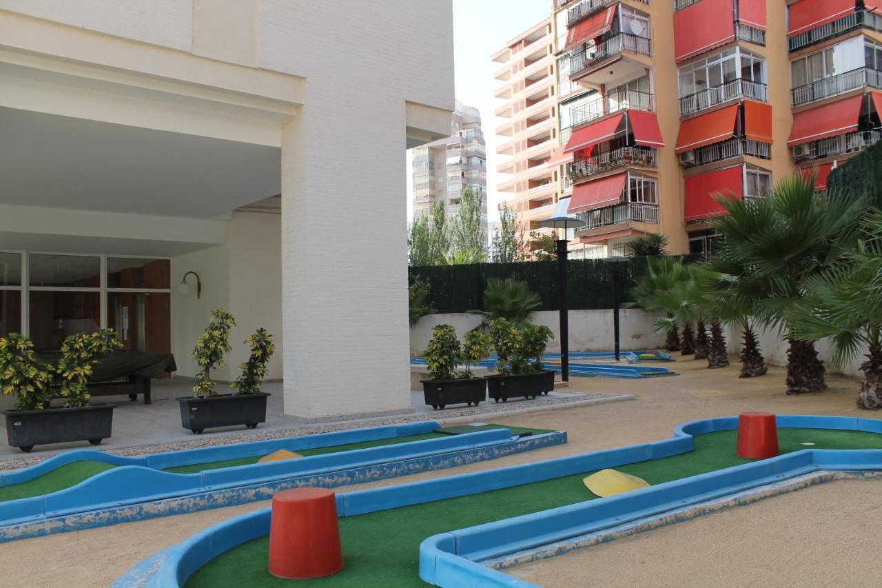 Capri-Turis Luxe Apartamentos Бенидорм Екстериор снимка