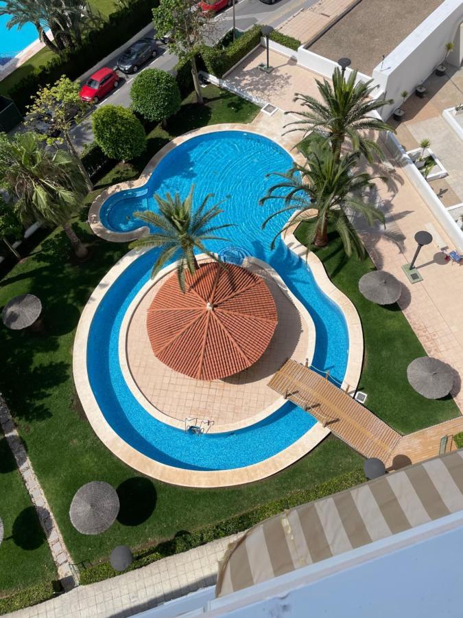 Capri-Turis Luxe Apartamentos Бенидорм Екстериор снимка