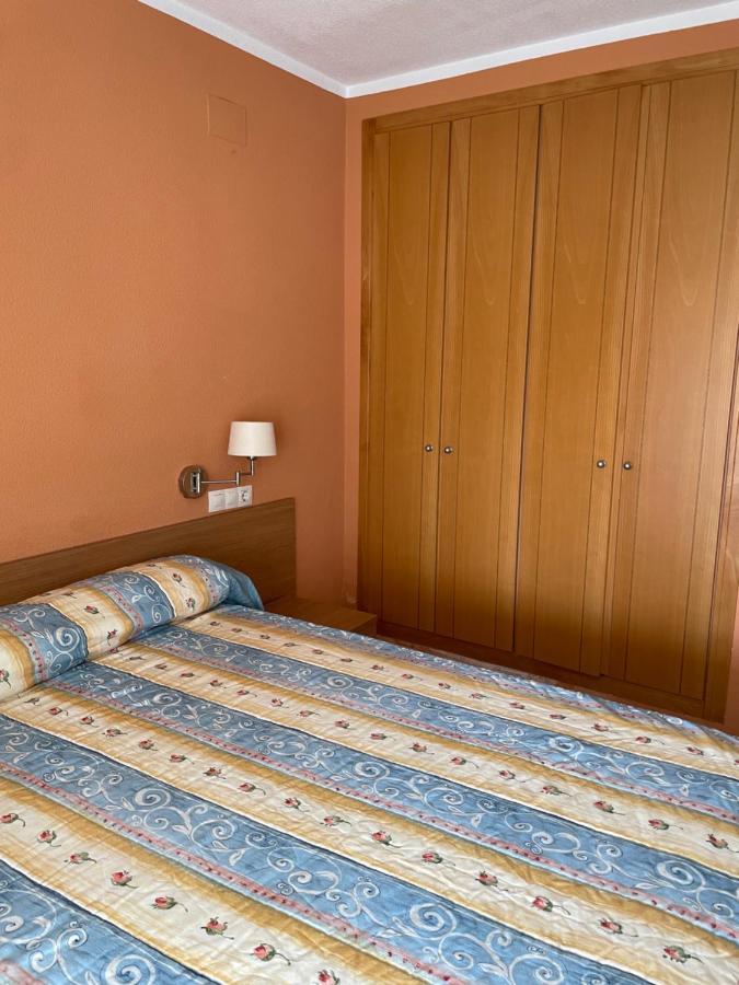 Capri-Turis Luxe Apartamentos Бенидорм Екстериор снимка